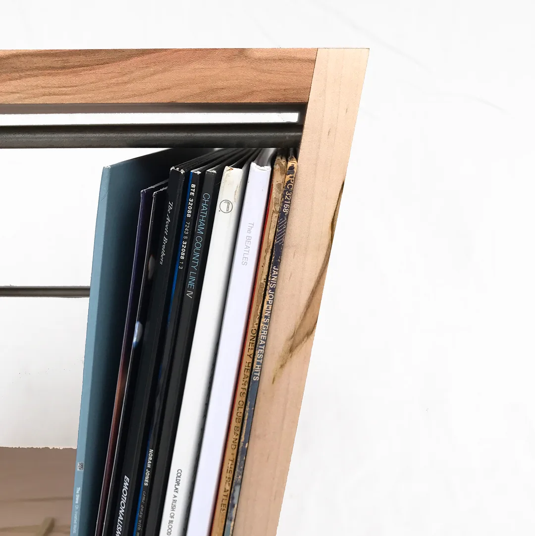 Record Player Table — photo 2