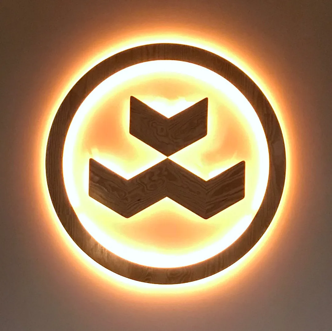 Logo Sign — photo 4